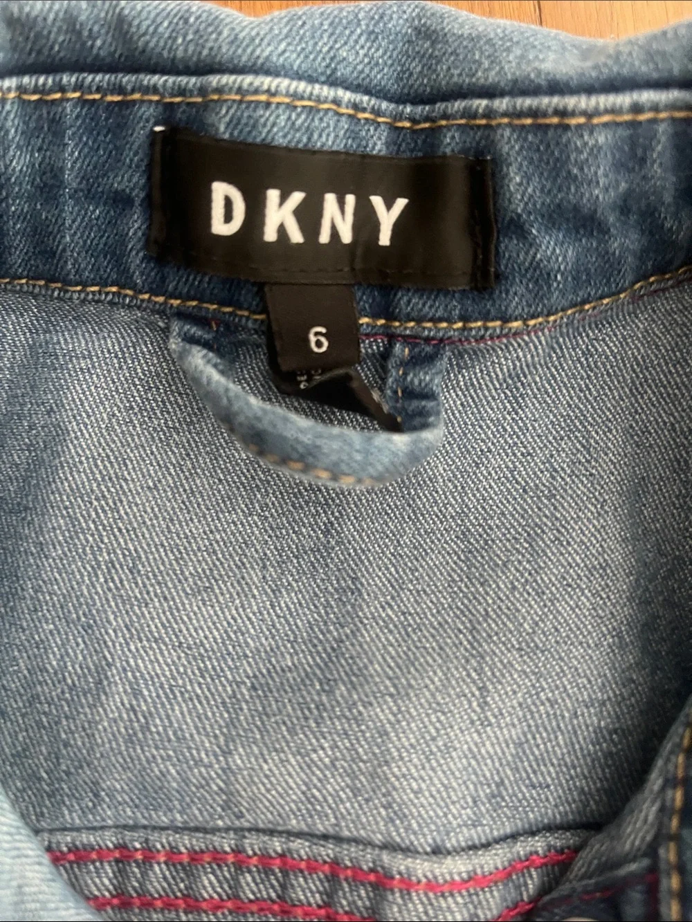DKNY Lightwash Denim Jean Jacket -Size 6